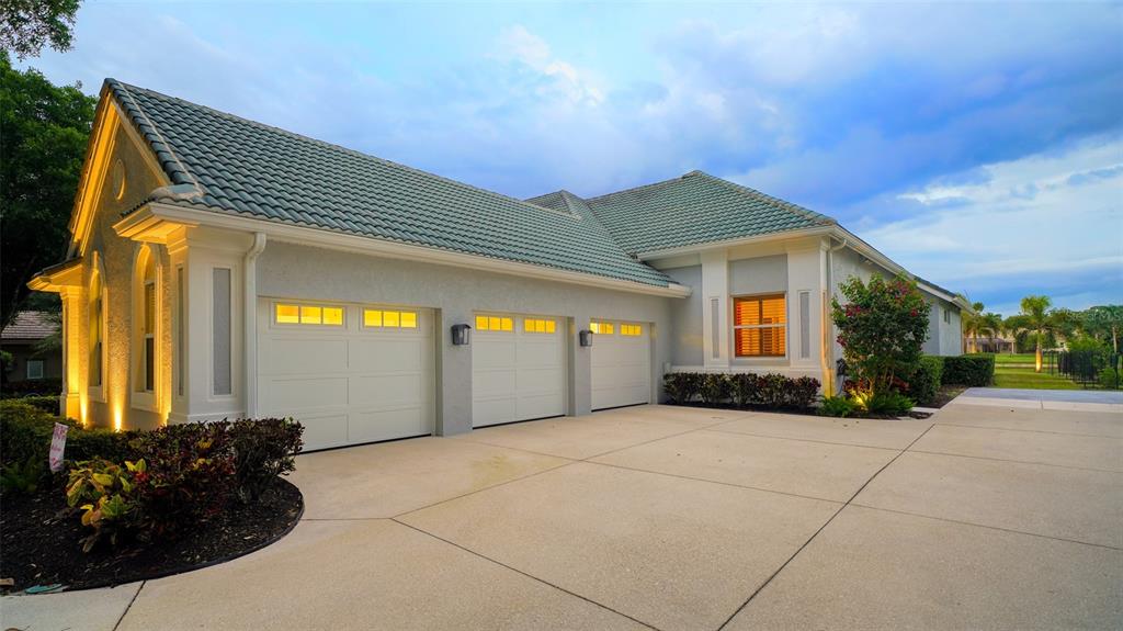 LAUREL OAK ESTATES - Residential