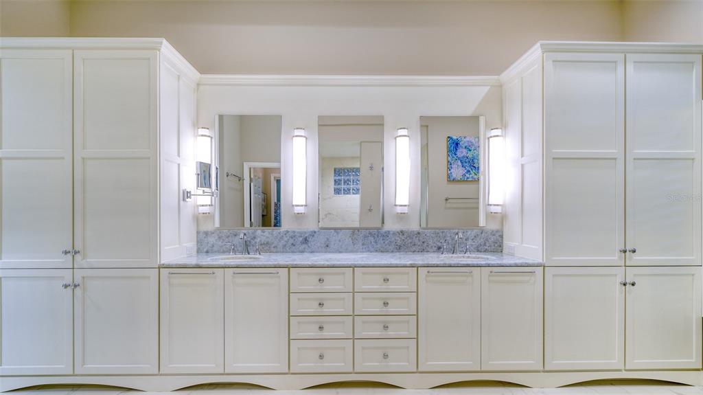 LAUREL OAK ESTATES - Residential