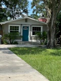Super cute 2 bedroom, 1 bath home featuring a spacious family room, inside laundry, and a beautifully updated kitchen. Enjoy a full fenced yard with a paver patio out back—perfect for relaxing or entertaining!
