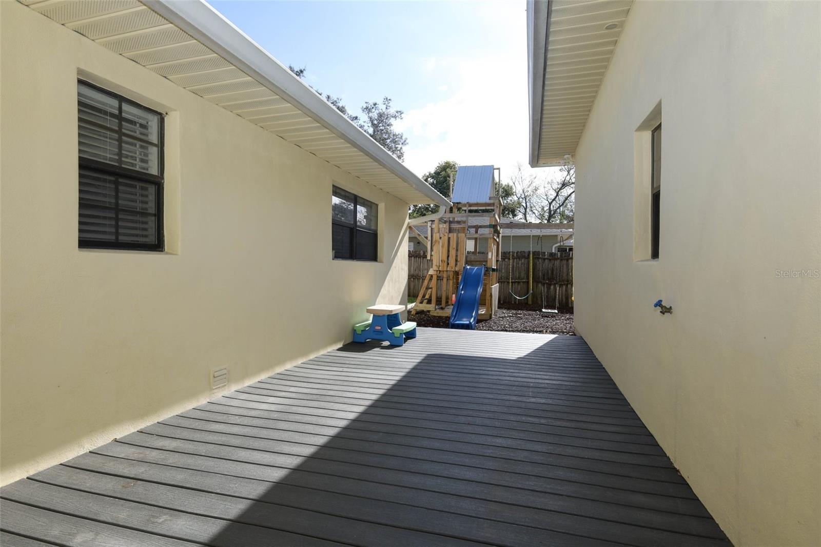 OVIEDO TERRACE - Residential