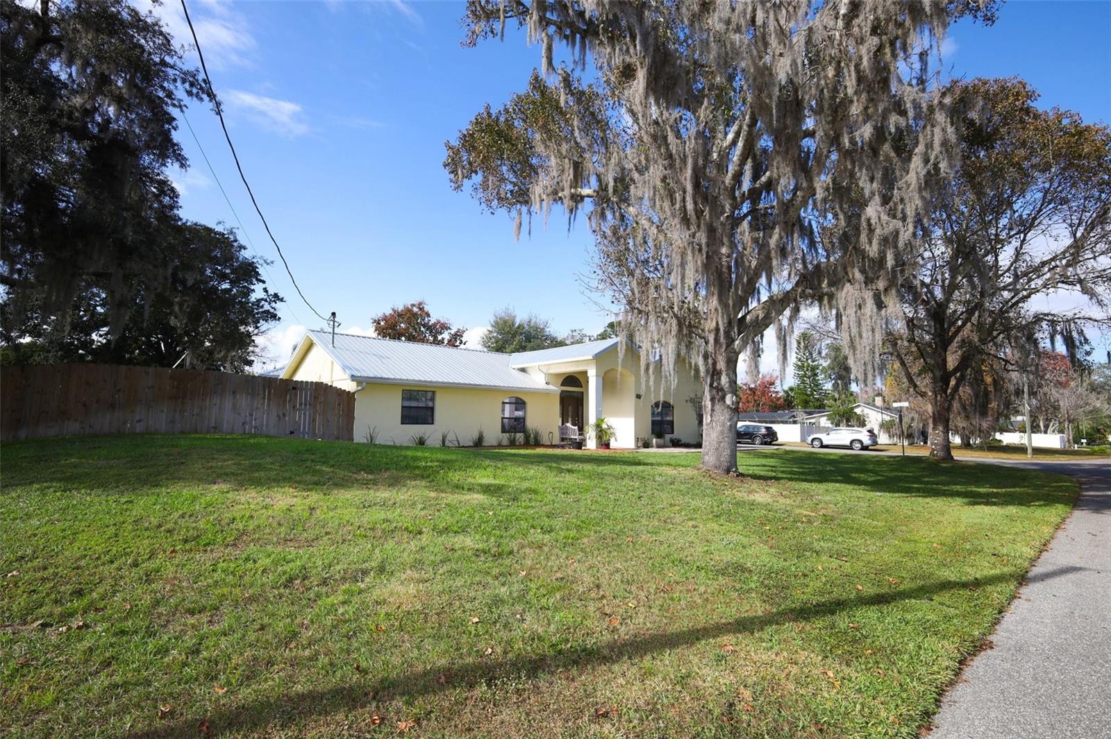 OVIEDO TERRACE - Residential