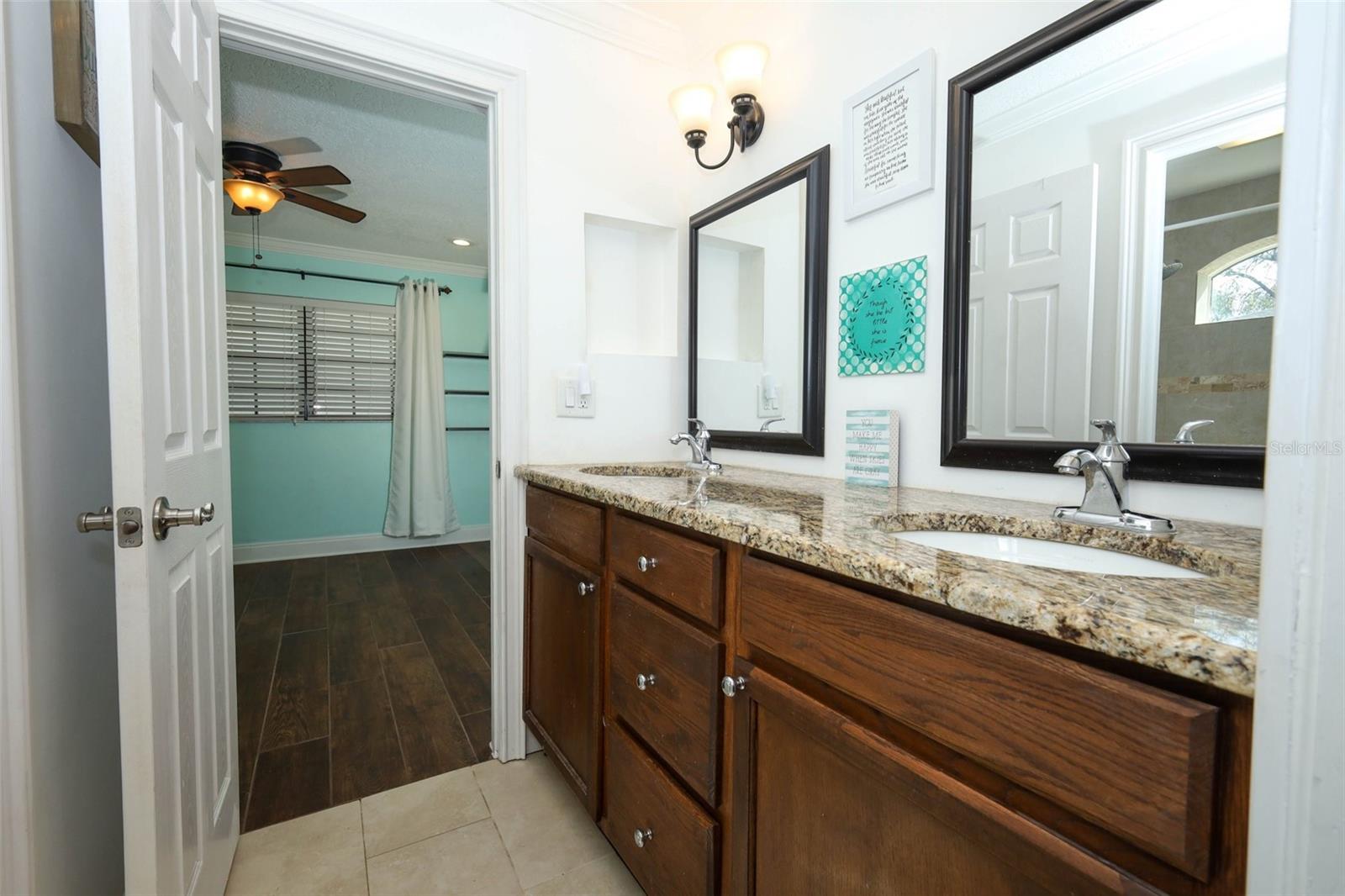 OVIEDO TERRACE - Residential