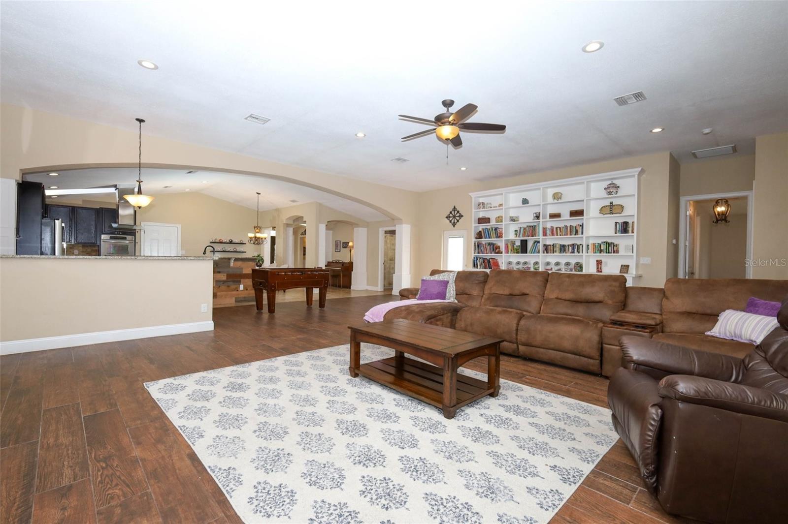 OVIEDO TERRACE - Residential