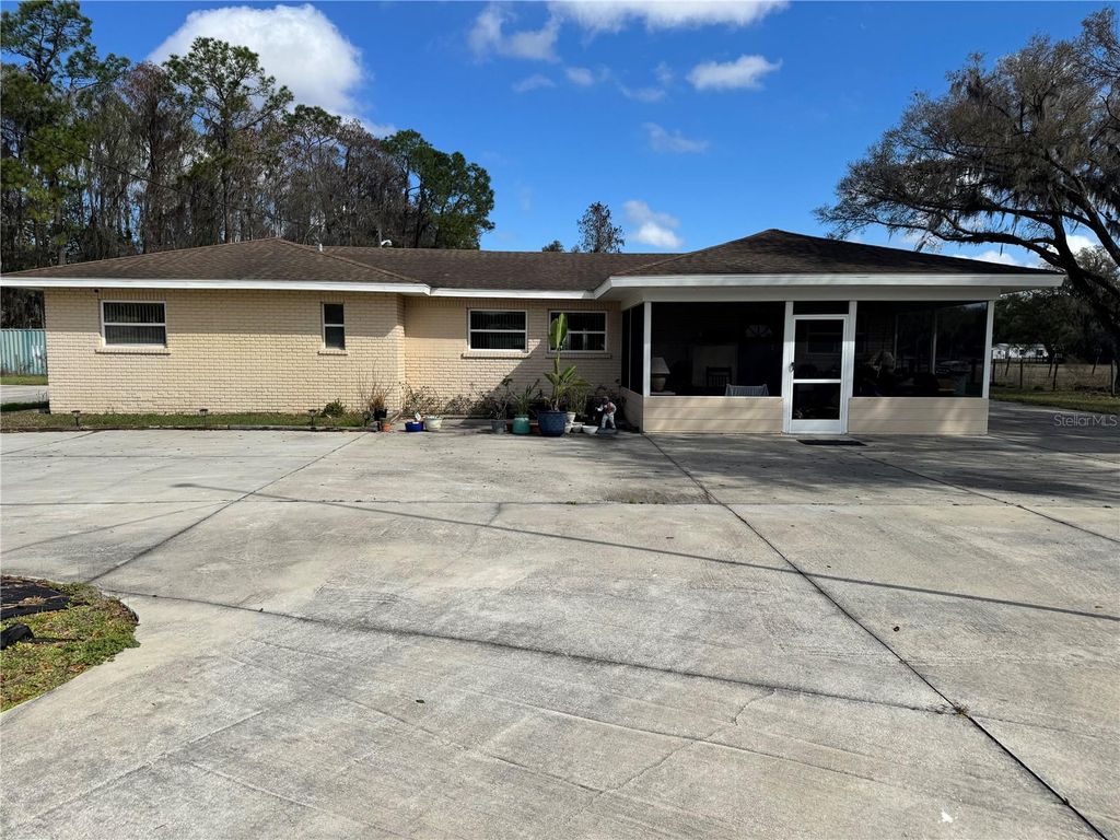 Photo of 5333 Deeson Road, Lakeland, FL 33810 (MLS # TB8486121)