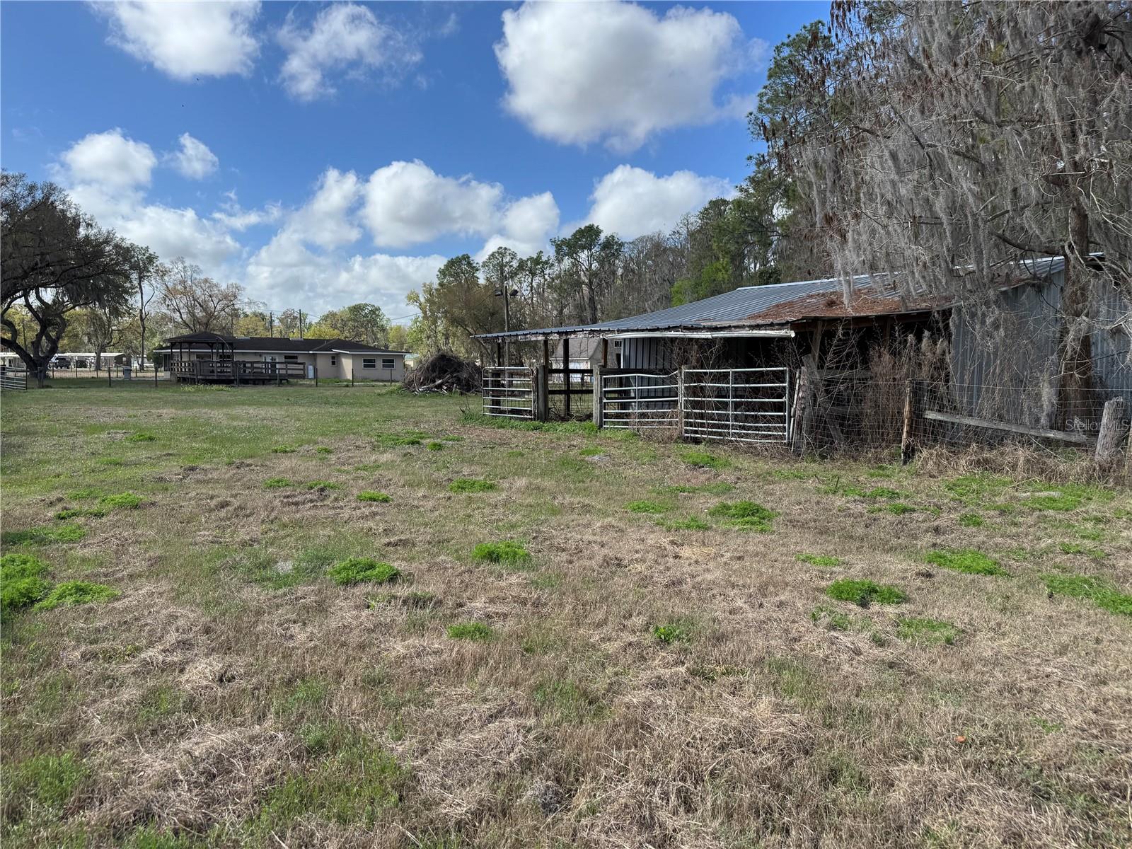 DEESON ACRES - Residential