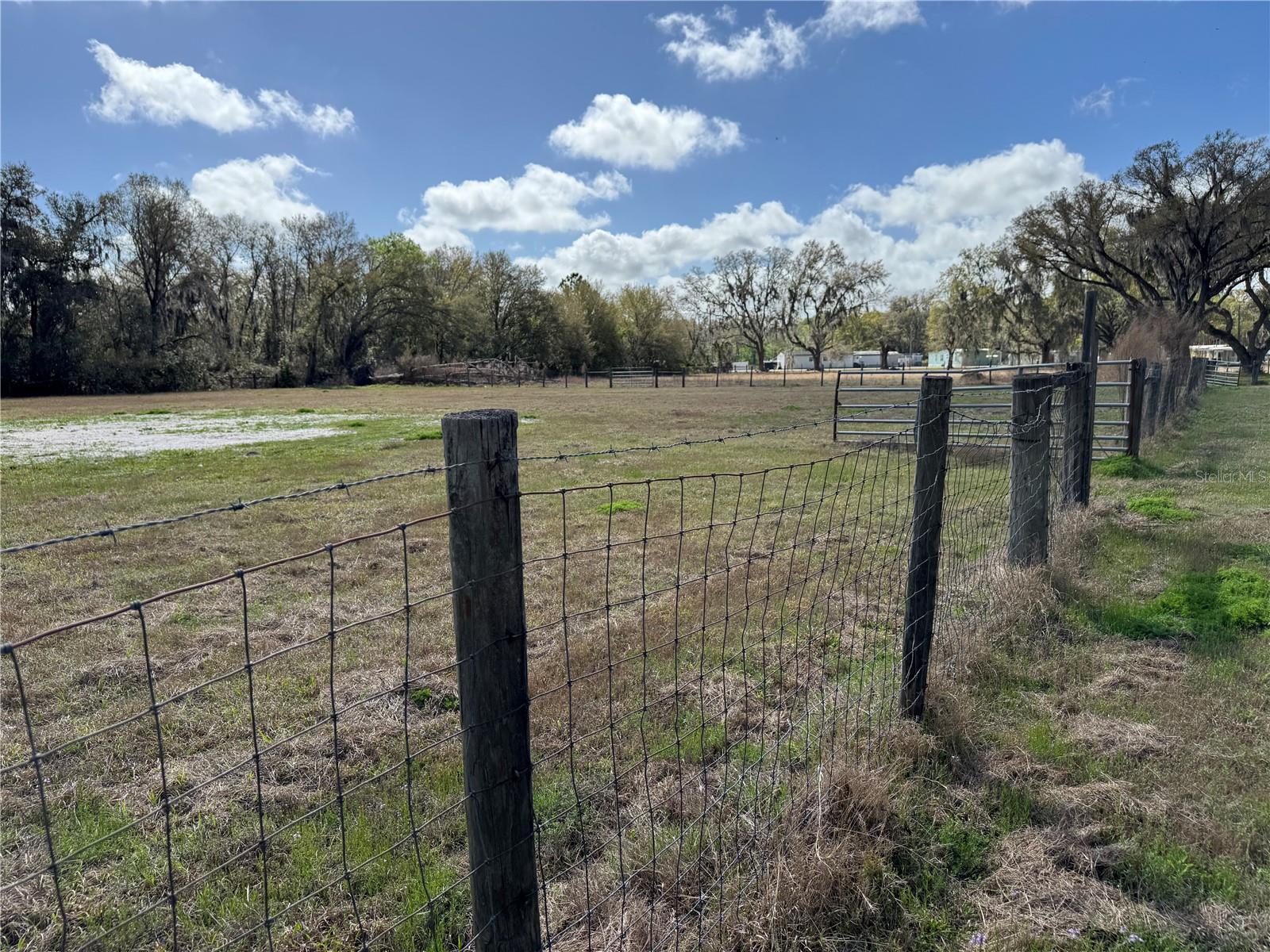 DEESON ACRES - Residential