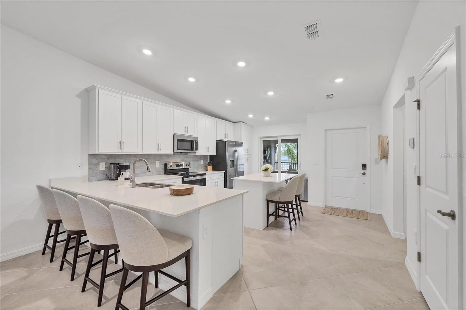 12520 GALAPAGOS COURT 202