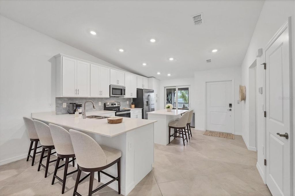 Photo of 12520 Galapagos Court #202, Venice, FL 34293 (MLS # D6144754)