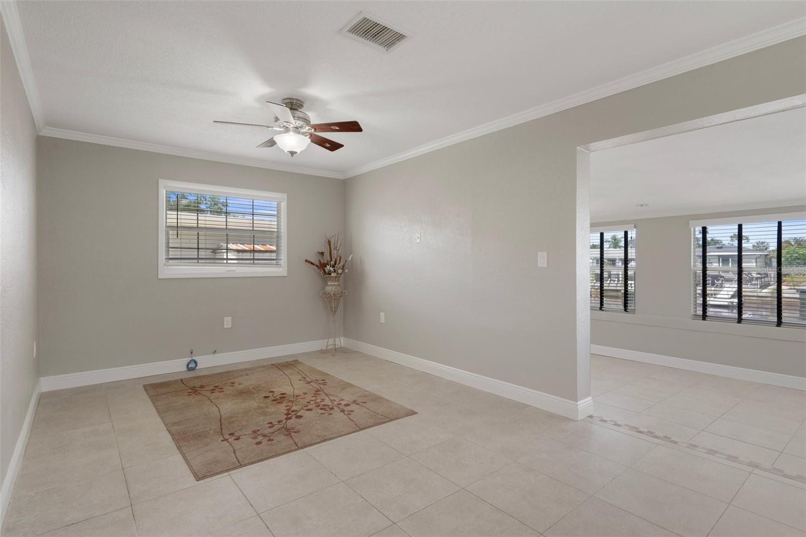 FLOR A MAR - Residential Lease