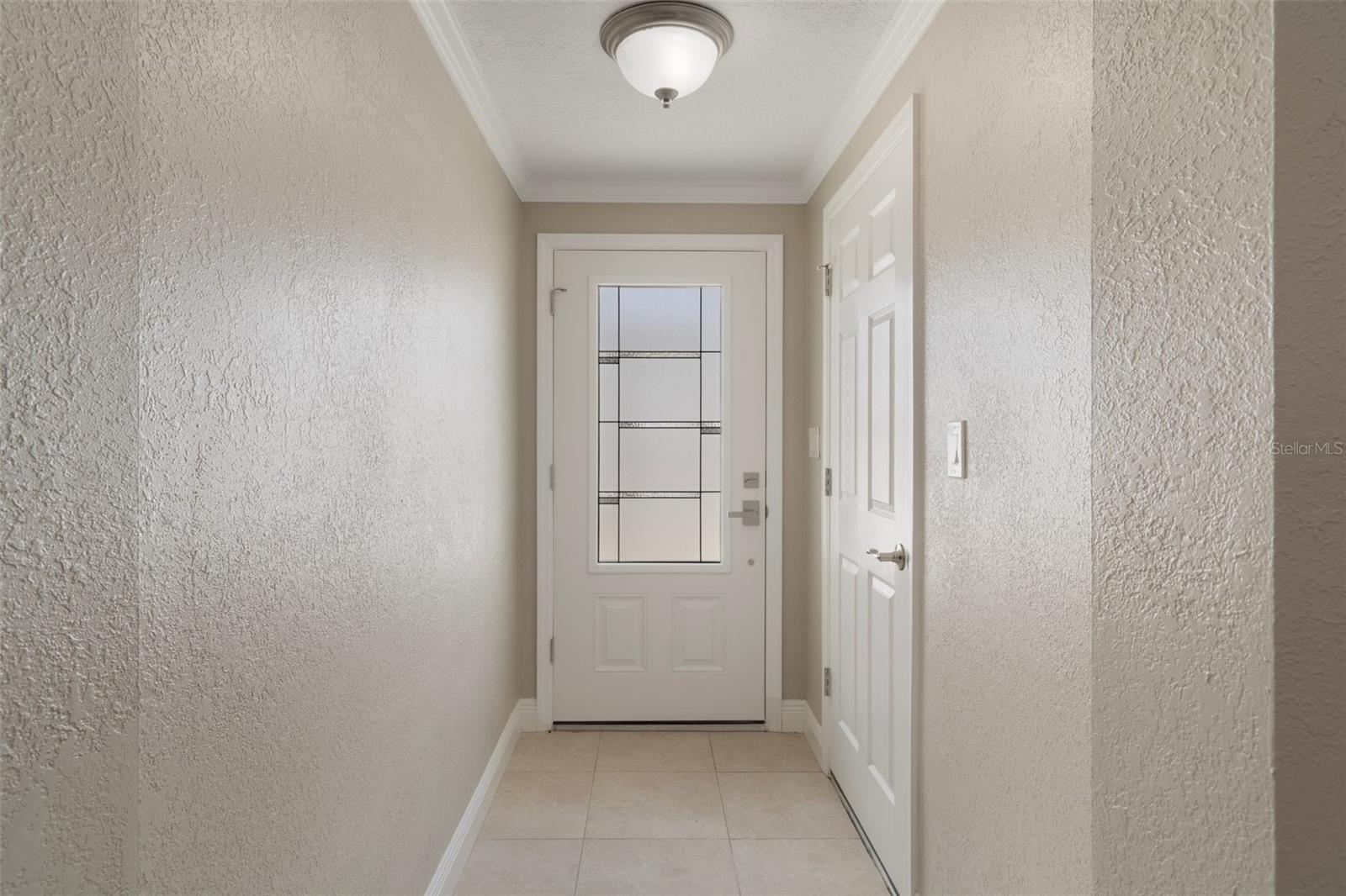 FLOR A MAR - Residential Lease