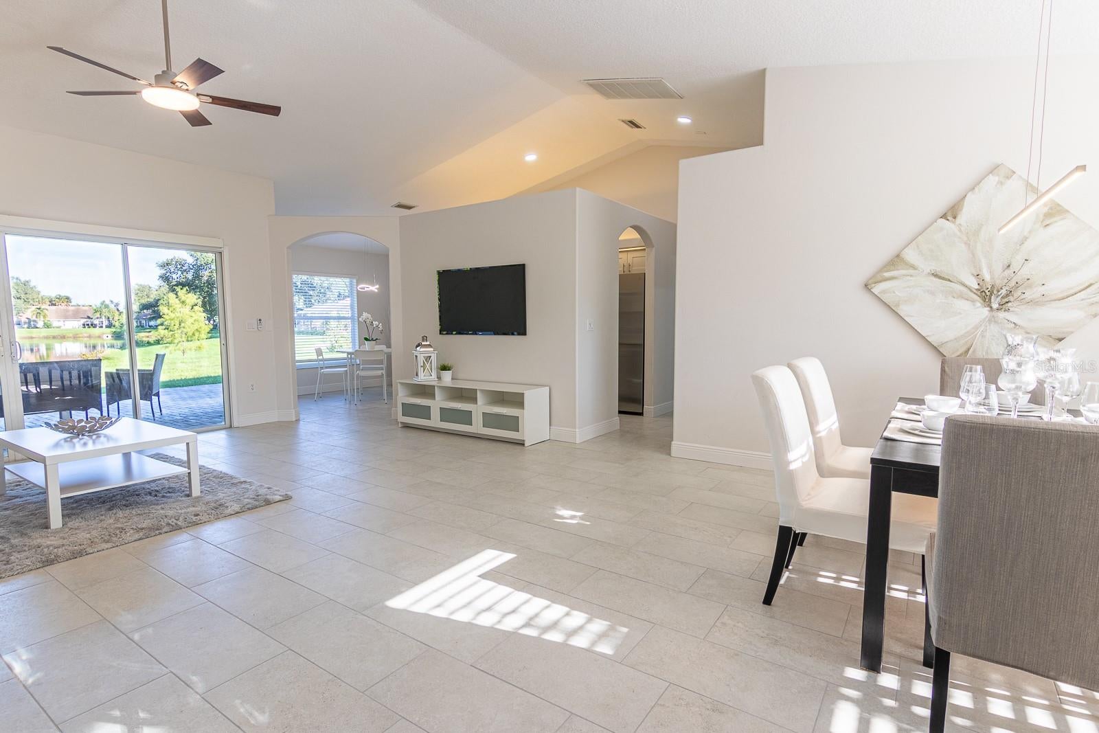 5809 GARDEN LAKES MAJESTIC, BRADENTON, FL, 34203 4 5809 GARDEN LAKES MAJESTIC