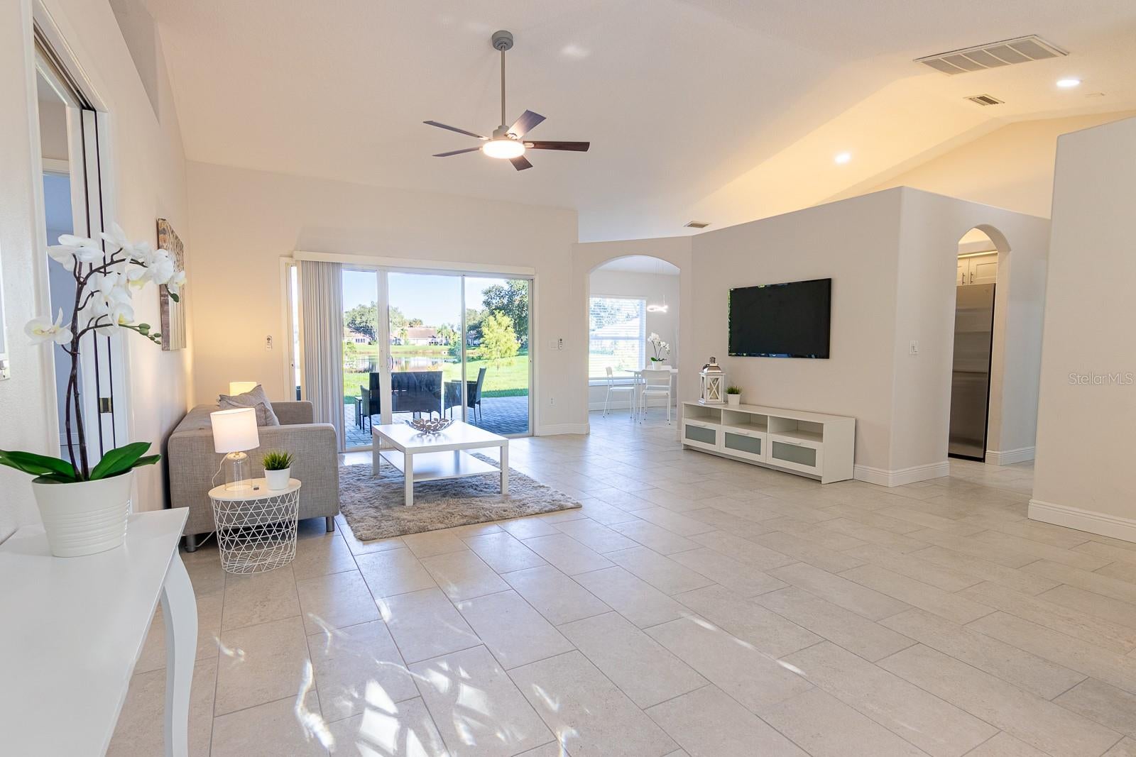 5809 GARDEN LAKES MAJESTIC, BRADENTON, FL, 34203 3 5809 GARDEN LAKES MAJESTIC
