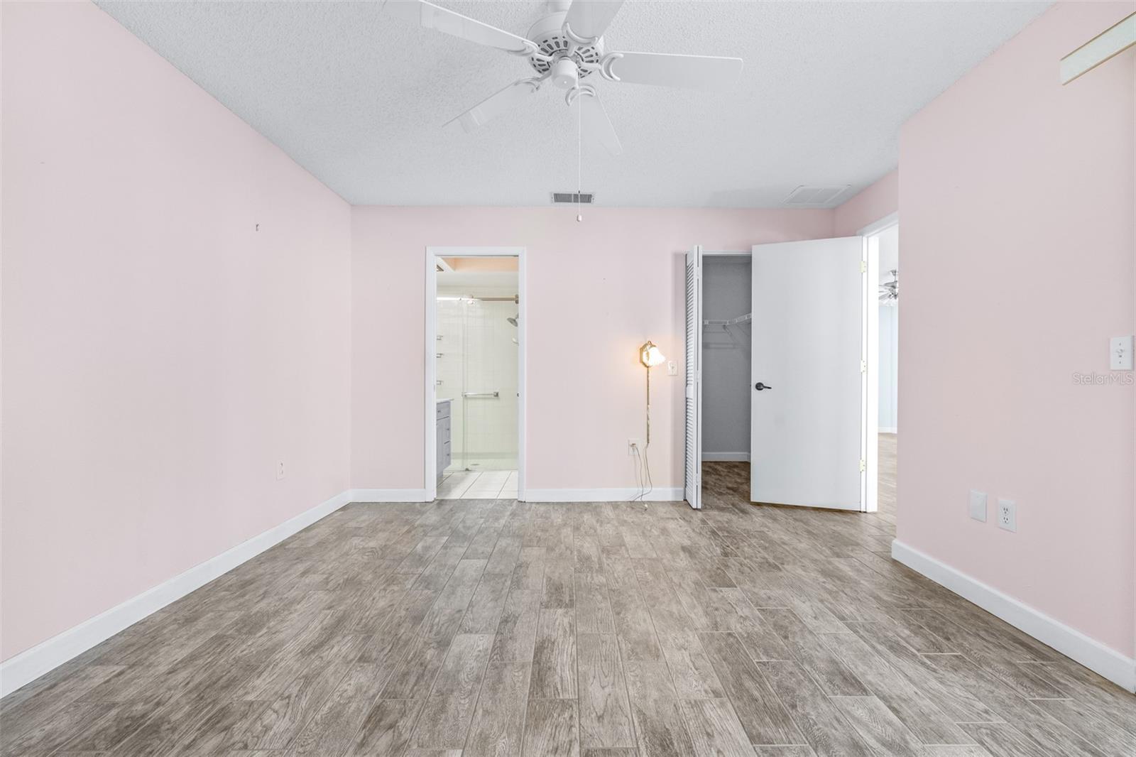 TIMBER OAKS - Residential