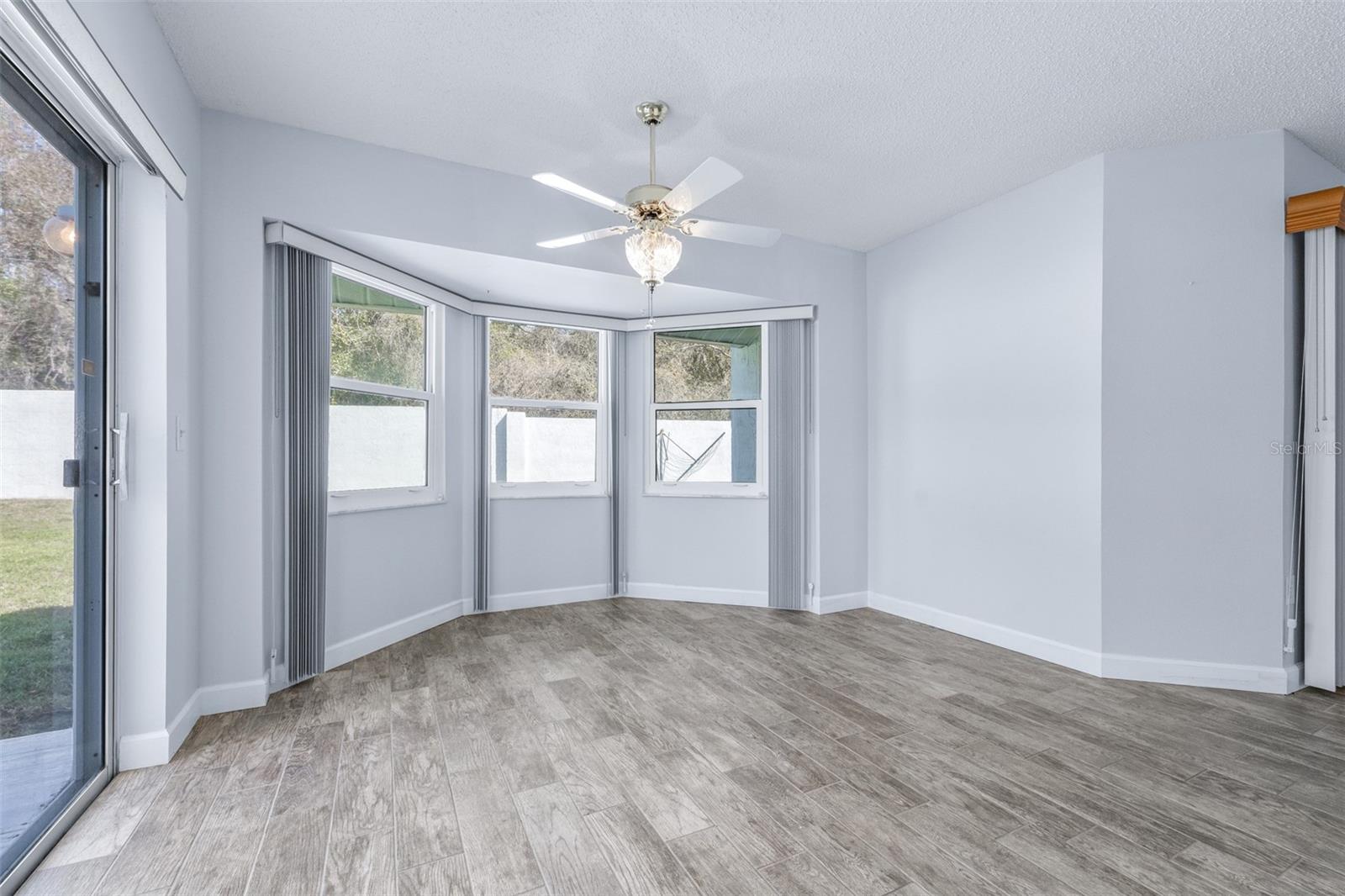 TIMBER OAKS - Residential