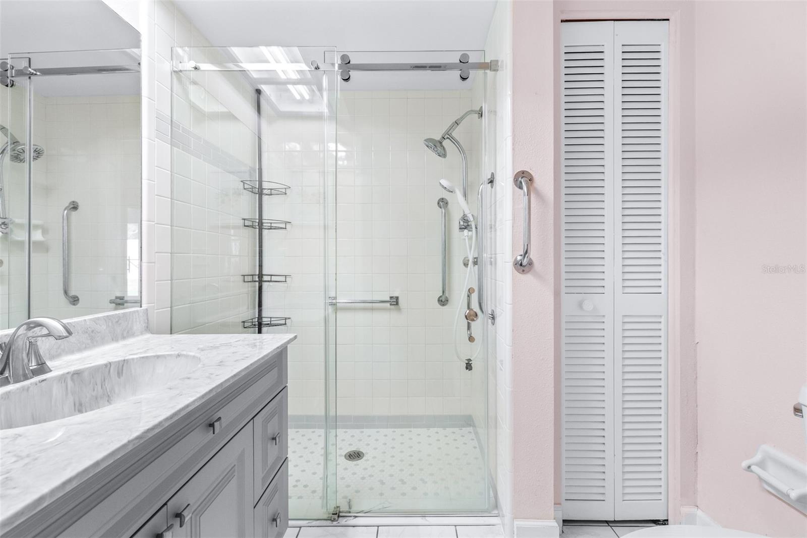 TIMBER OAKS - Residential