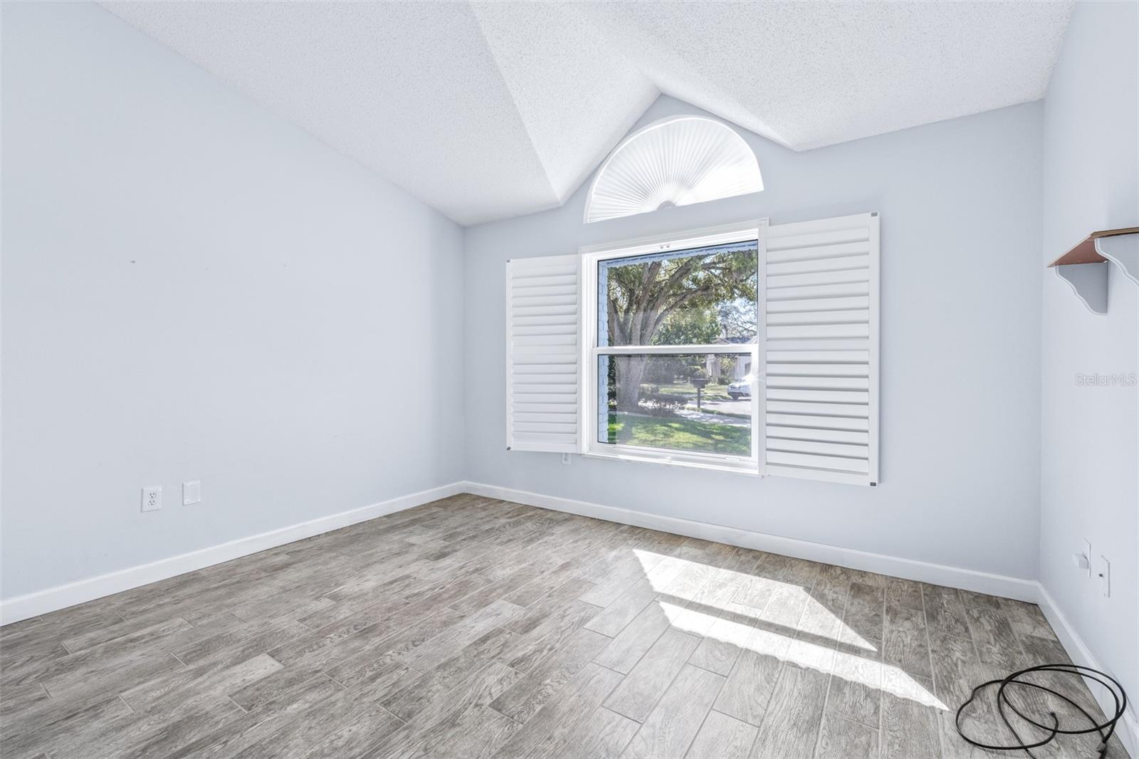 TIMBER OAKS - Residential