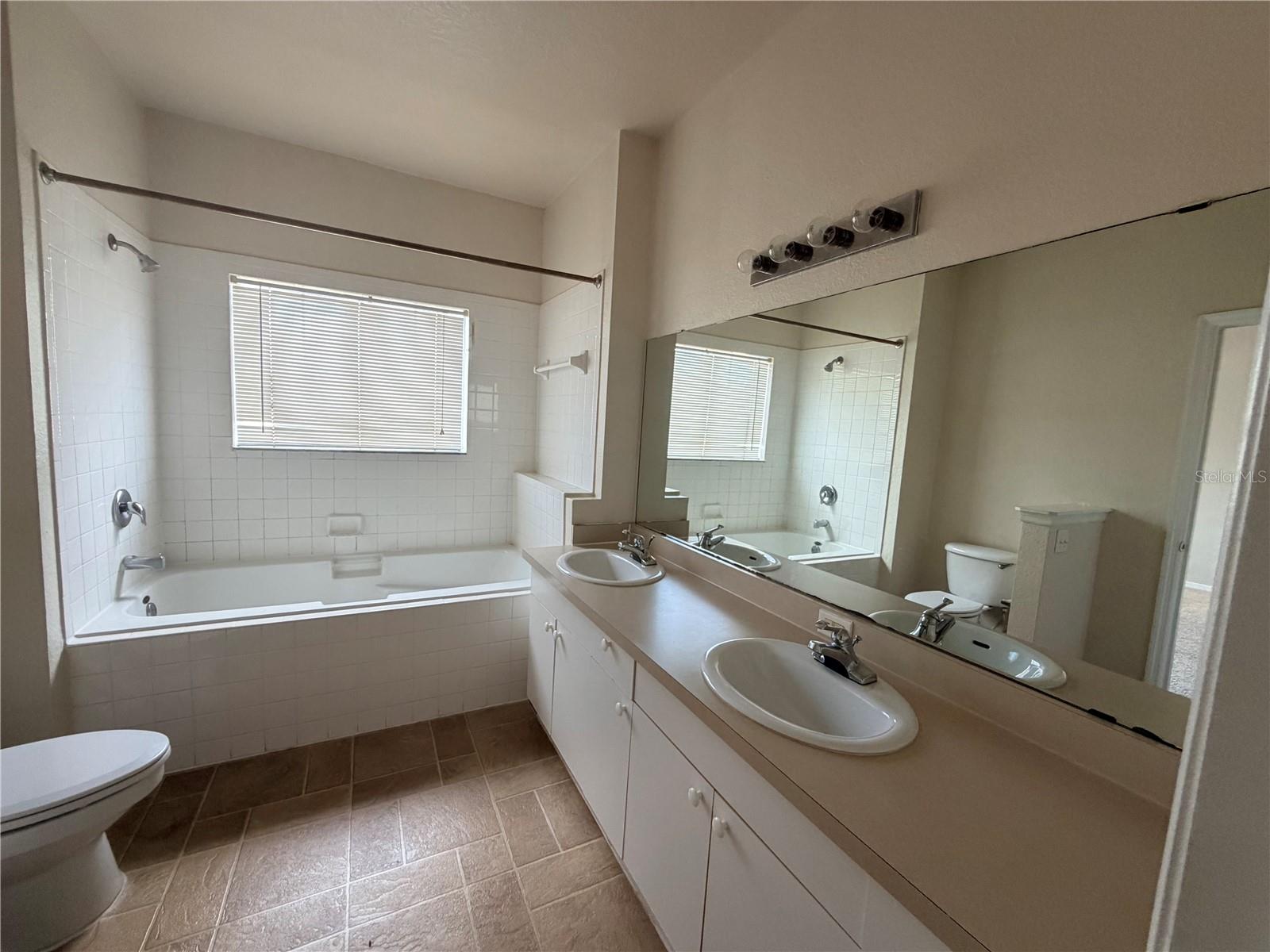 MOSAIC/MILLENIA - Residential