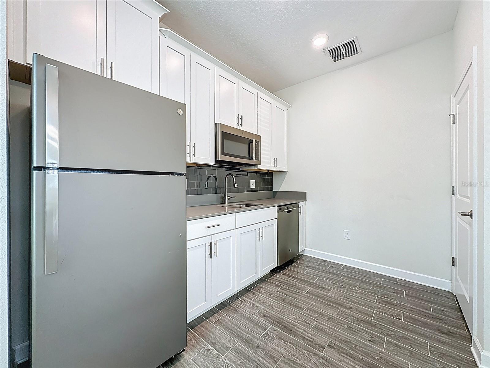 DRAYTON-PRESTON WOODS/PROVIDEN - Residential