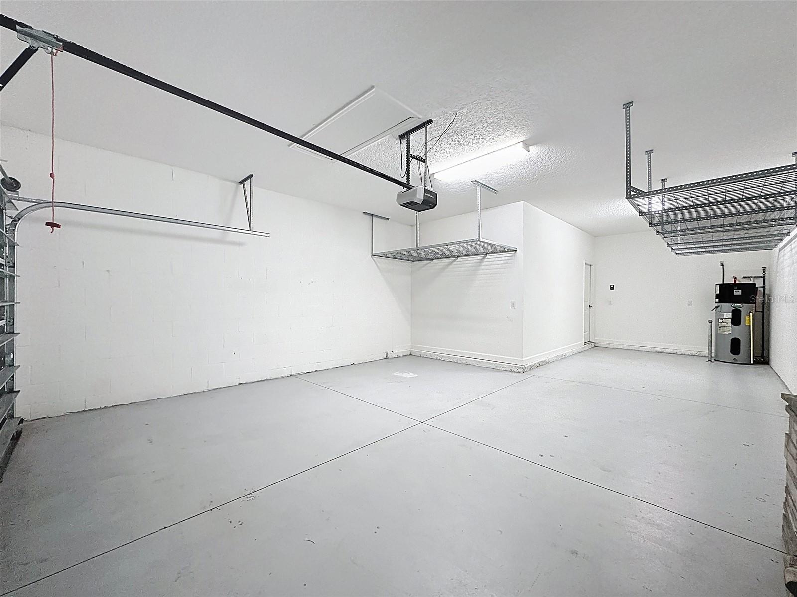 DRAYTON-PRESTON WOODS/PROVIDEN - Residential