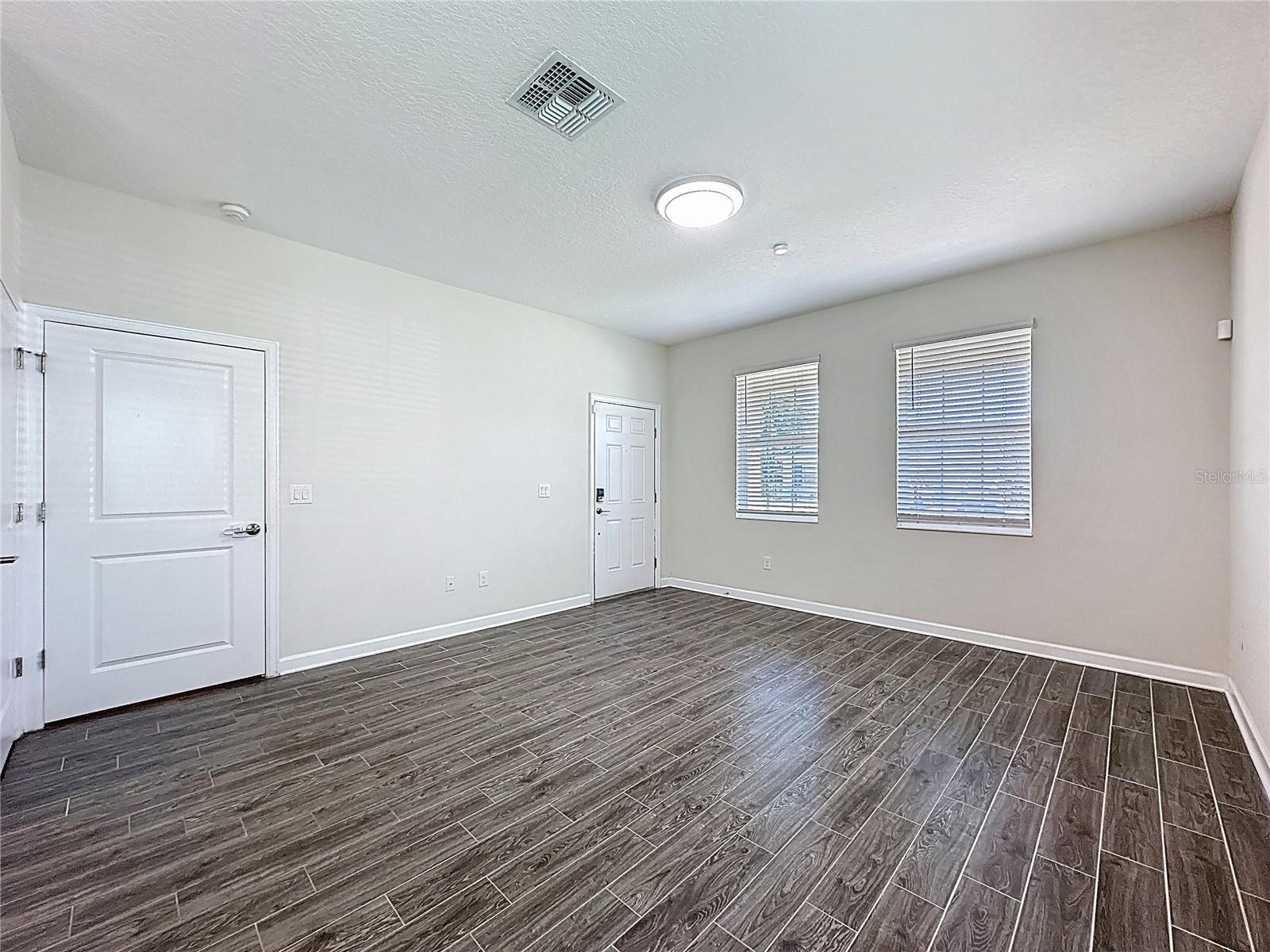 DRAYTON-PRESTON WOODS/PROVIDEN - Residential