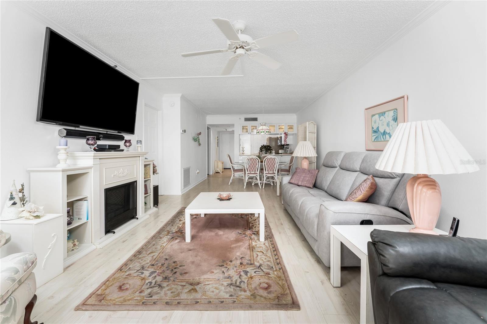 SANDPIPER KEY BLDG 04 - Residential