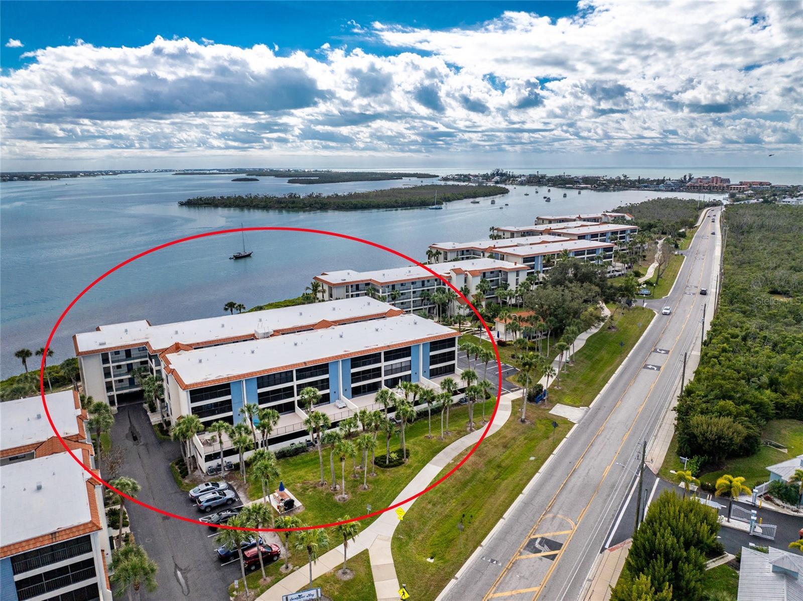 SANDPIPER KEY BLDG 04 - Residential