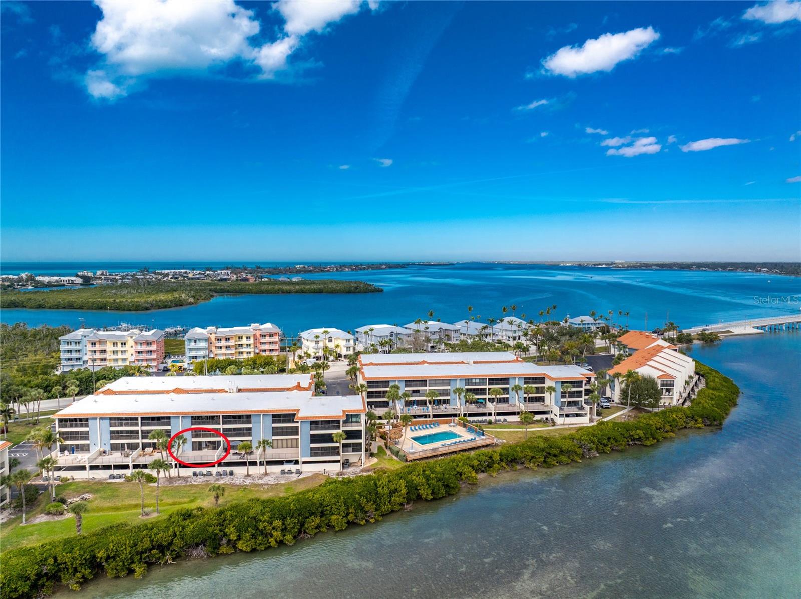 SANDPIPER KEY BLDG 04 - Residential