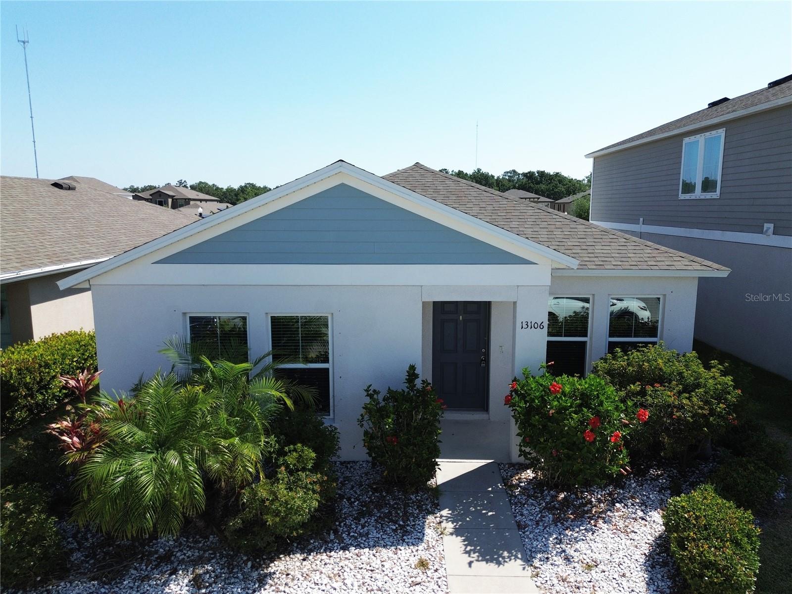 Modern 3-Bedroom, 2-Bathroom Single-Story Home with Rear-Facing 2-Car Garage
Welcome to your dream home! Built in 2020, this stunning 3-bedroom, 2-bathroom single-story residence offers effortless living in a well taken care of home. Nestled in a convenient neighborhood, this home combines style, comfort, and functionality.
Key Features: Spacious Layout: Open-concept living area with abundant natural light, featuring high ceilings and sleek finishes. Large Kitchen: Equipped with stainless steel appliances, stone countertops, and a large island, ideal for entertaining or everyday meals. Master Suite: Luxurious primary bedroom with a walk-in closet and boasting dual sinks, and a walk-in shower. Additional Bedrooms: Two generously sized bedrooms with plenty of closet space, perfect for guests, kids, or a home office. Rear-Facing 2-Car Garage: Convenient and discreet, providing secure parking and extra storage, accessible via a private alley. Outdoor Living with fenced backyard area. Prime Location: Close to schools, parks, shopping, and dining, with easy access to major highways. This move-in-ready home offers the perfect blend of style and practicality, designed for today’s modern lifestyle. Don’t miss your chance to own this gem—schedule a showing today!