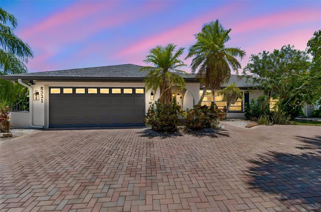 Photo of 6331 Cocoa Lane, Apollo Beach, FL 33572 (MLS # TB8522652)