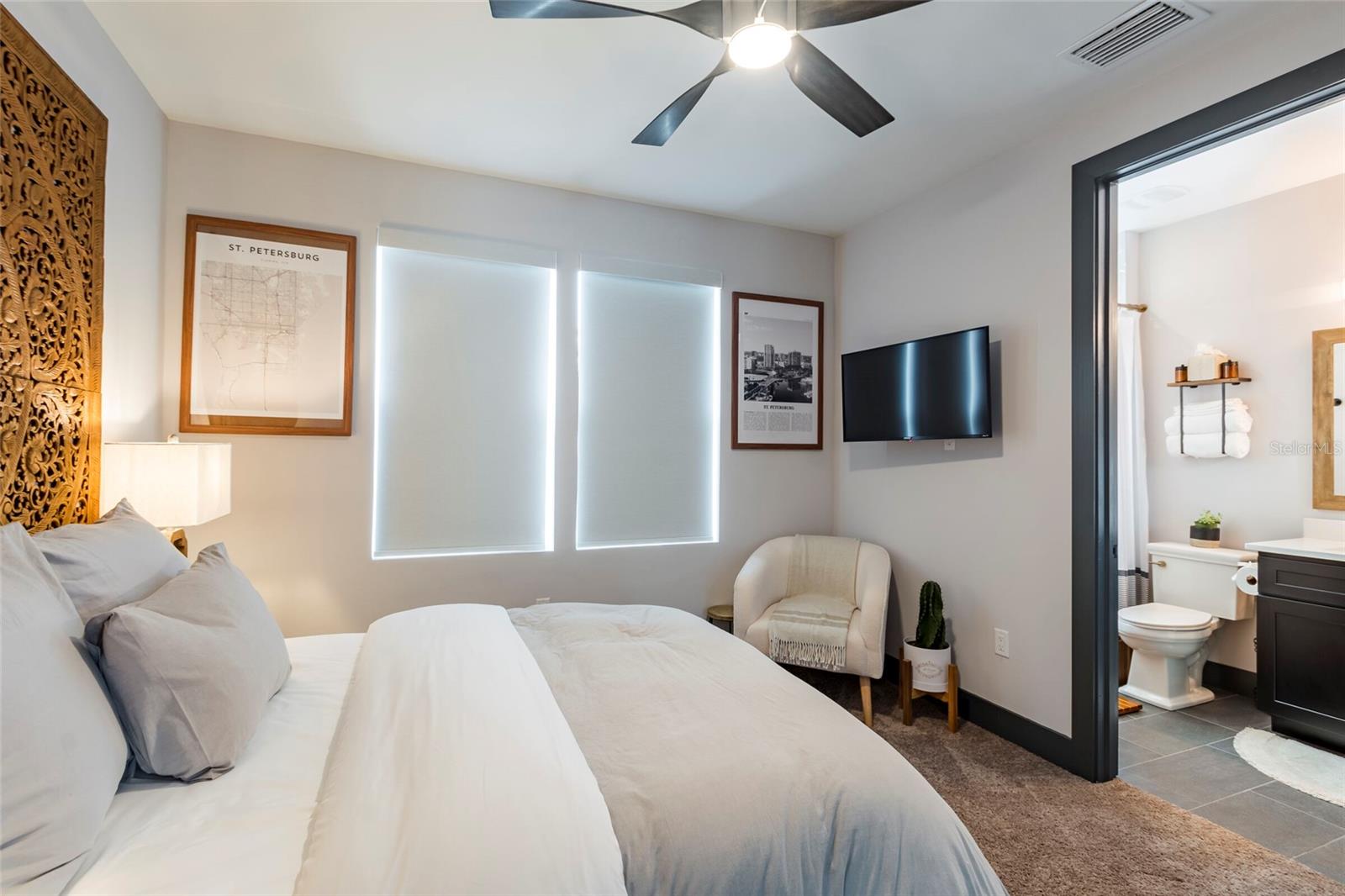 DRIFTWOOD ON CENTRAL - Residential Lease
