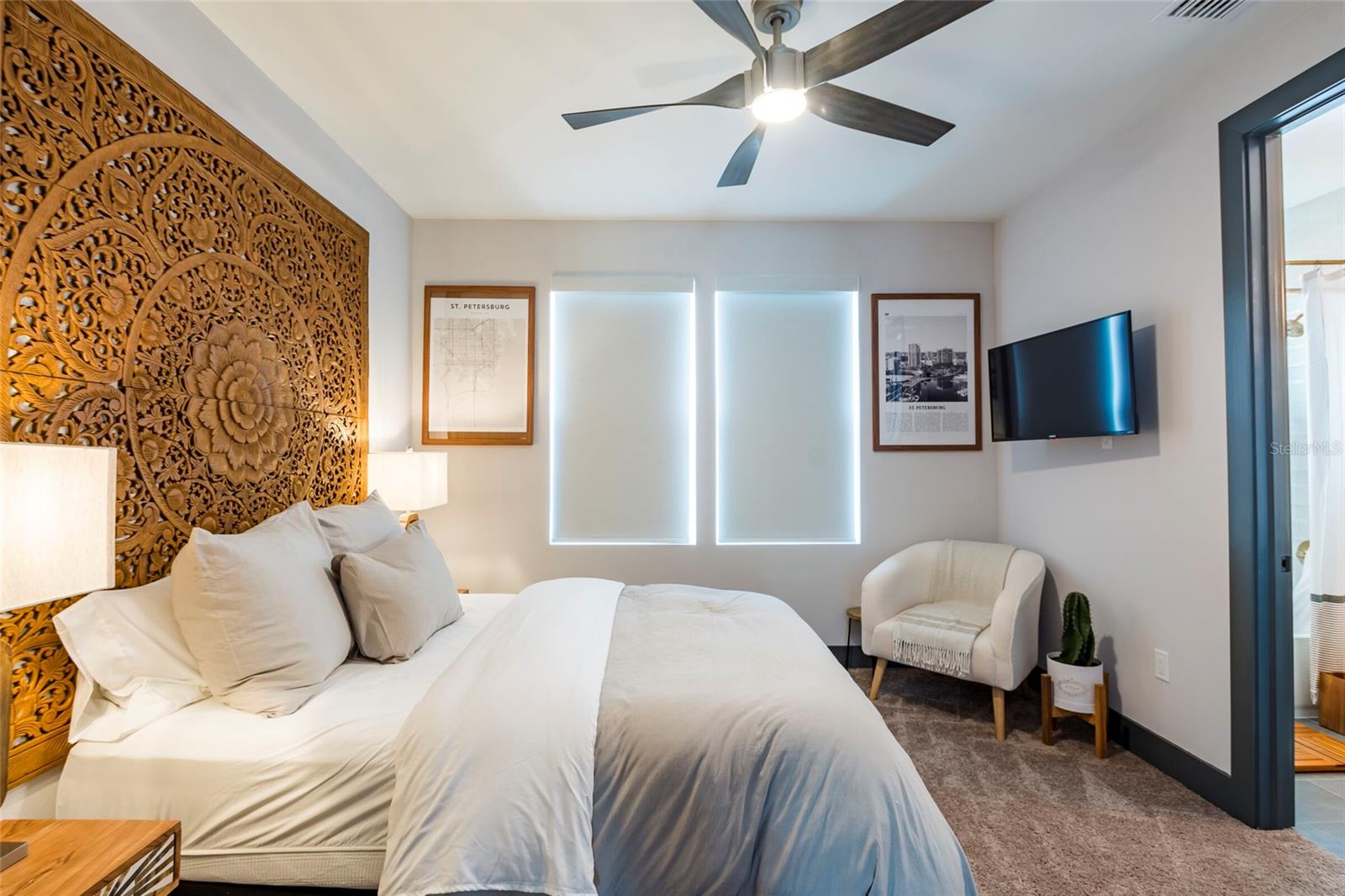 DRIFTWOOD ON CENTRAL - Residential Lease