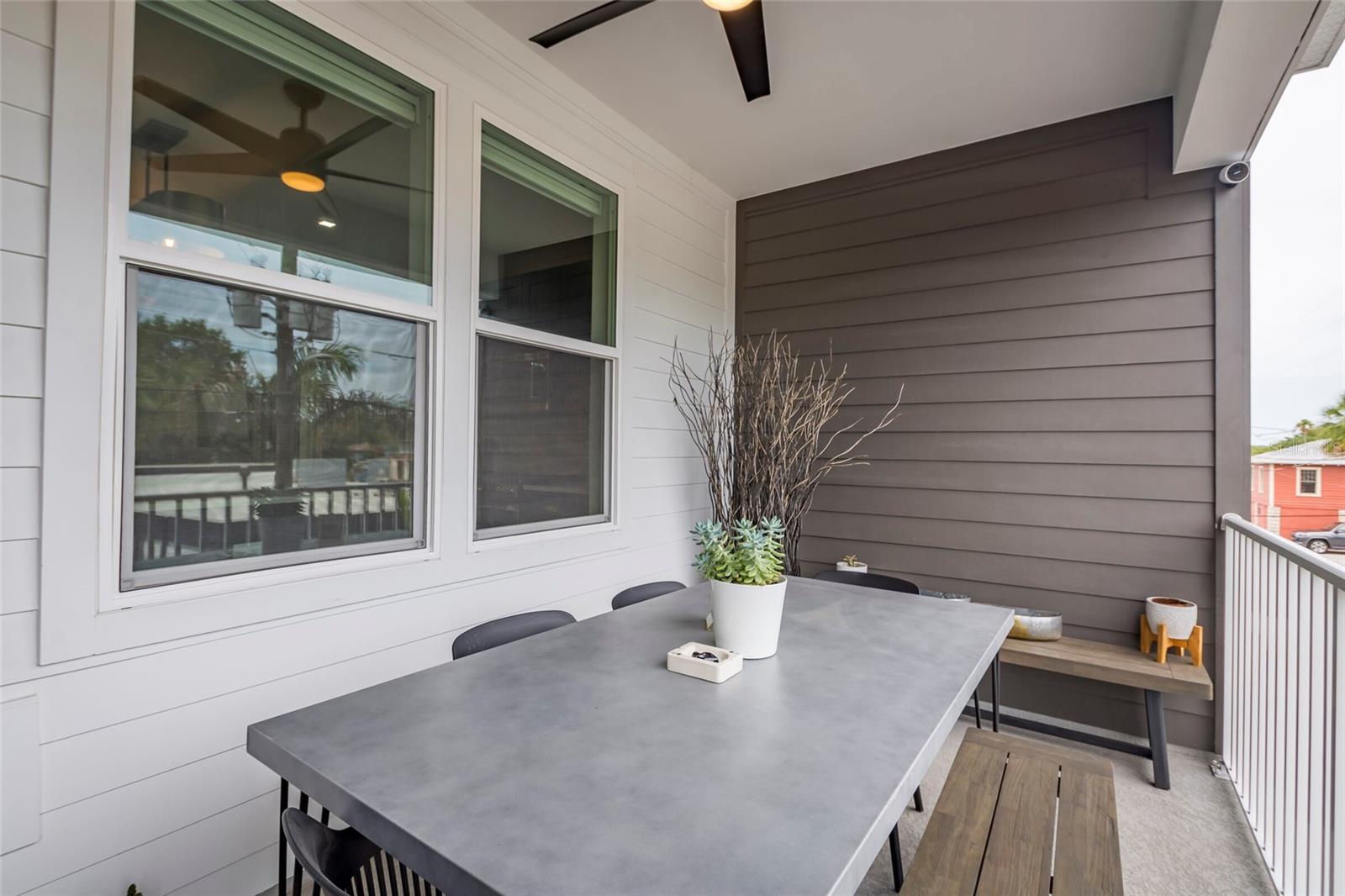 DRIFTWOOD ON CENTRAL - Residential Lease