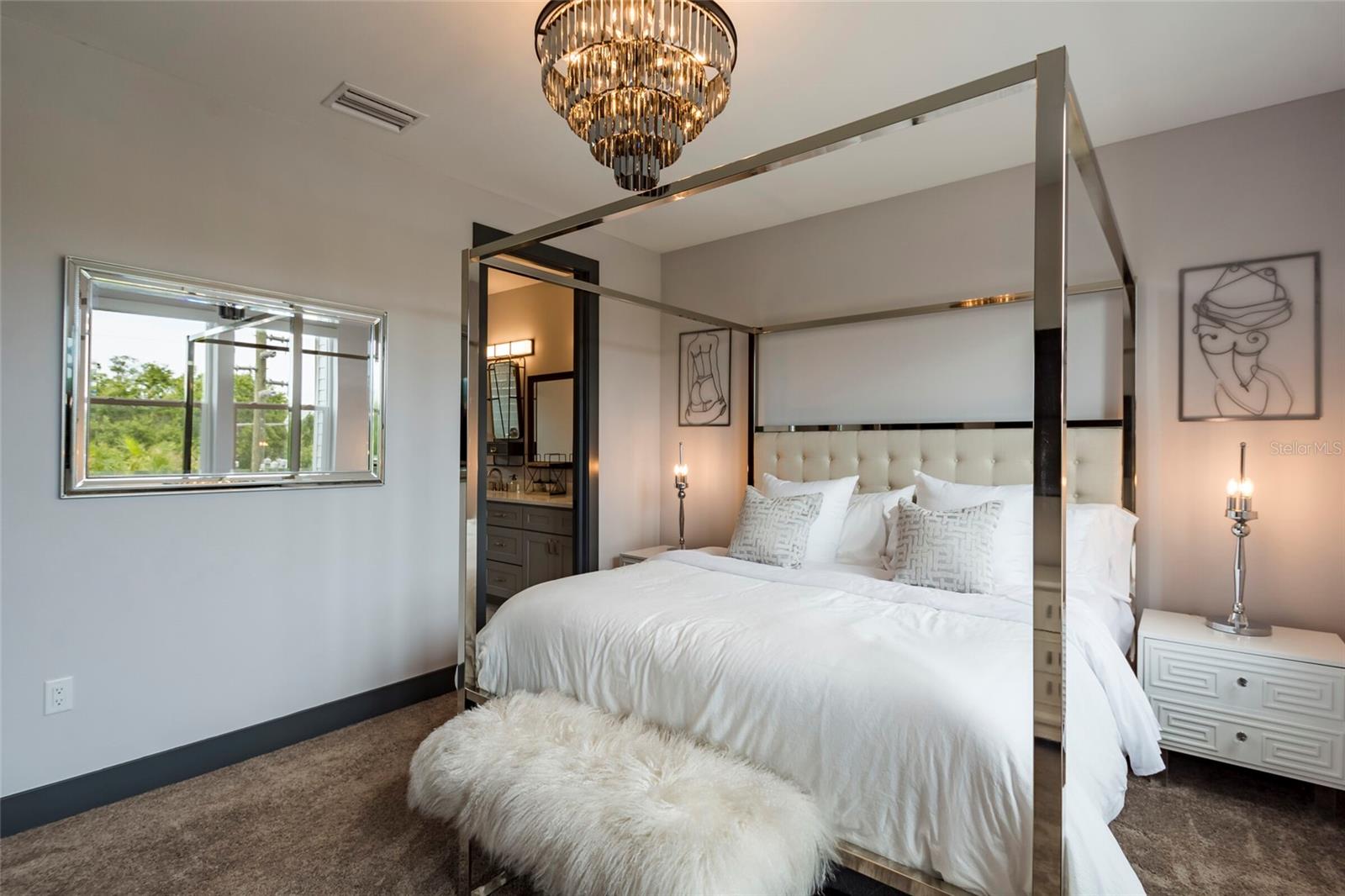 DRIFTWOOD ON CENTRAL - Residential Lease