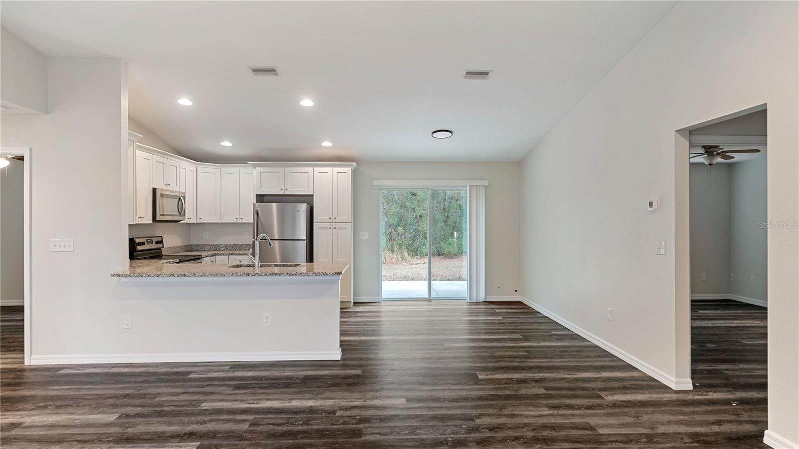 SILVER SPGS SHORES UN #32 - Residential