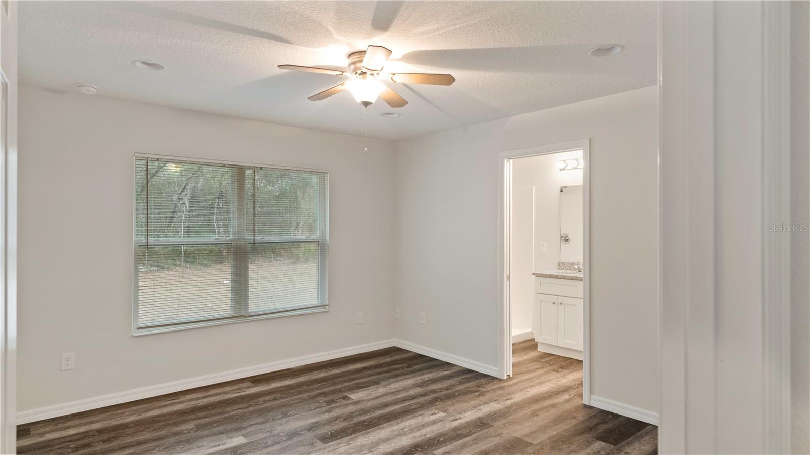 SILVER SPGS SHORES UN #32 - Residential