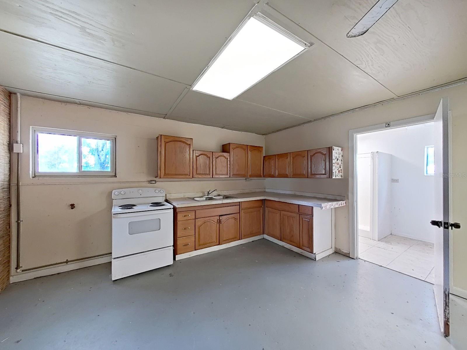 UNPLATTED - Residential