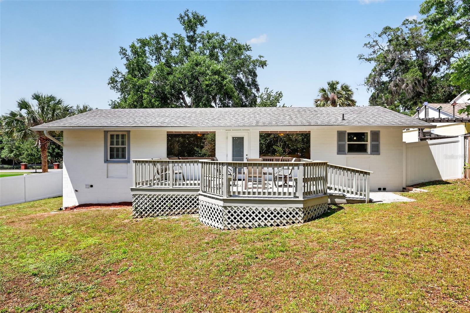 MOUNT DORA - Residential