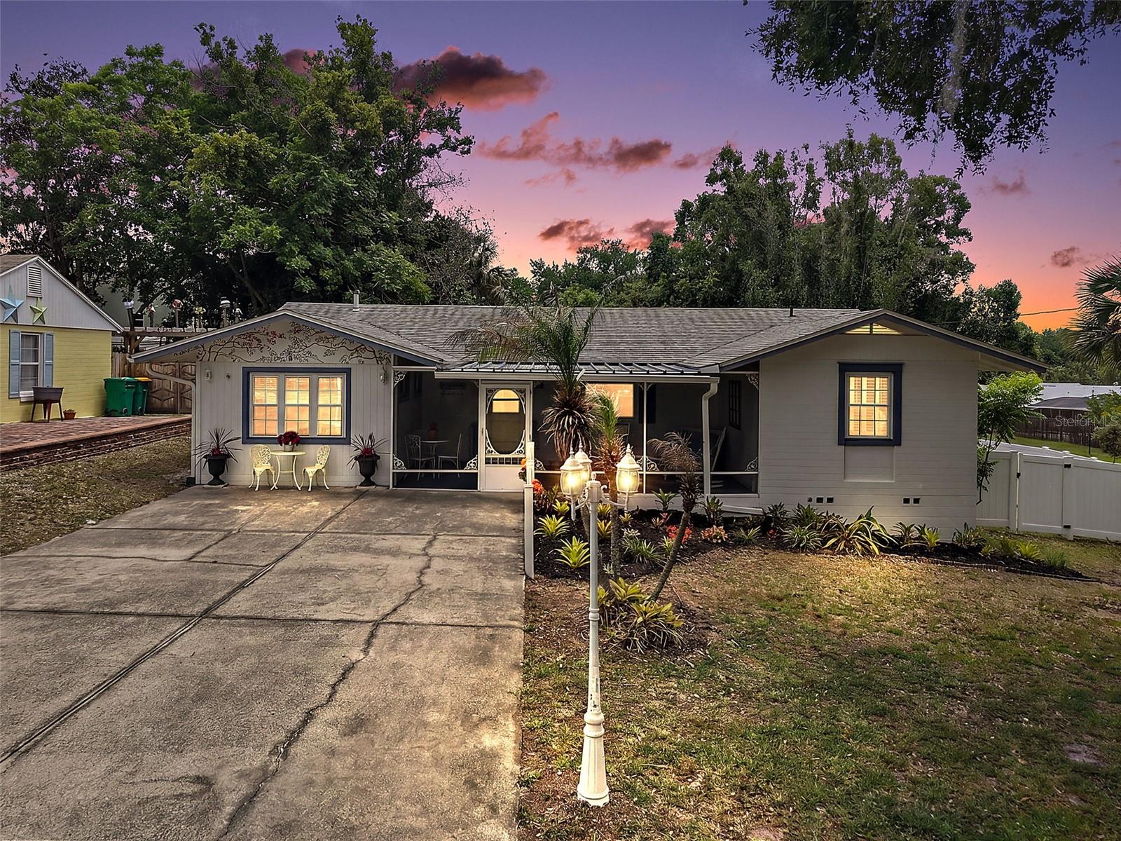 MOUNT DORA - Residential