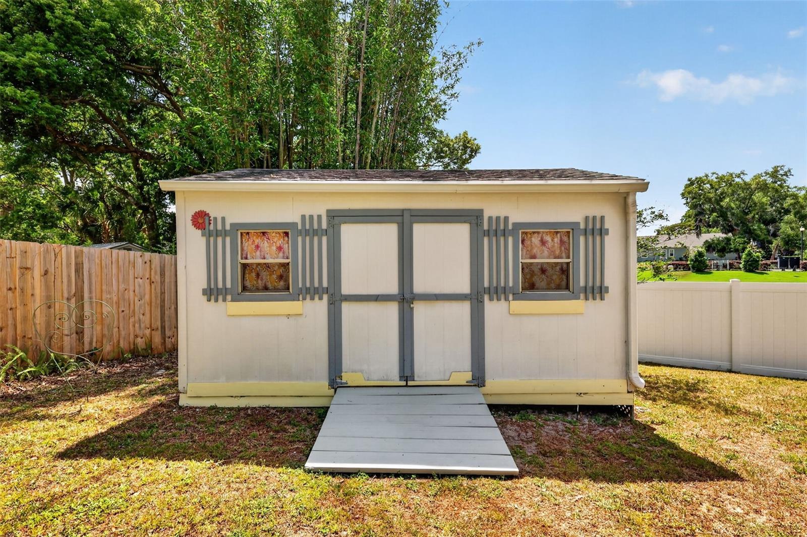 MOUNT DORA - Residential
