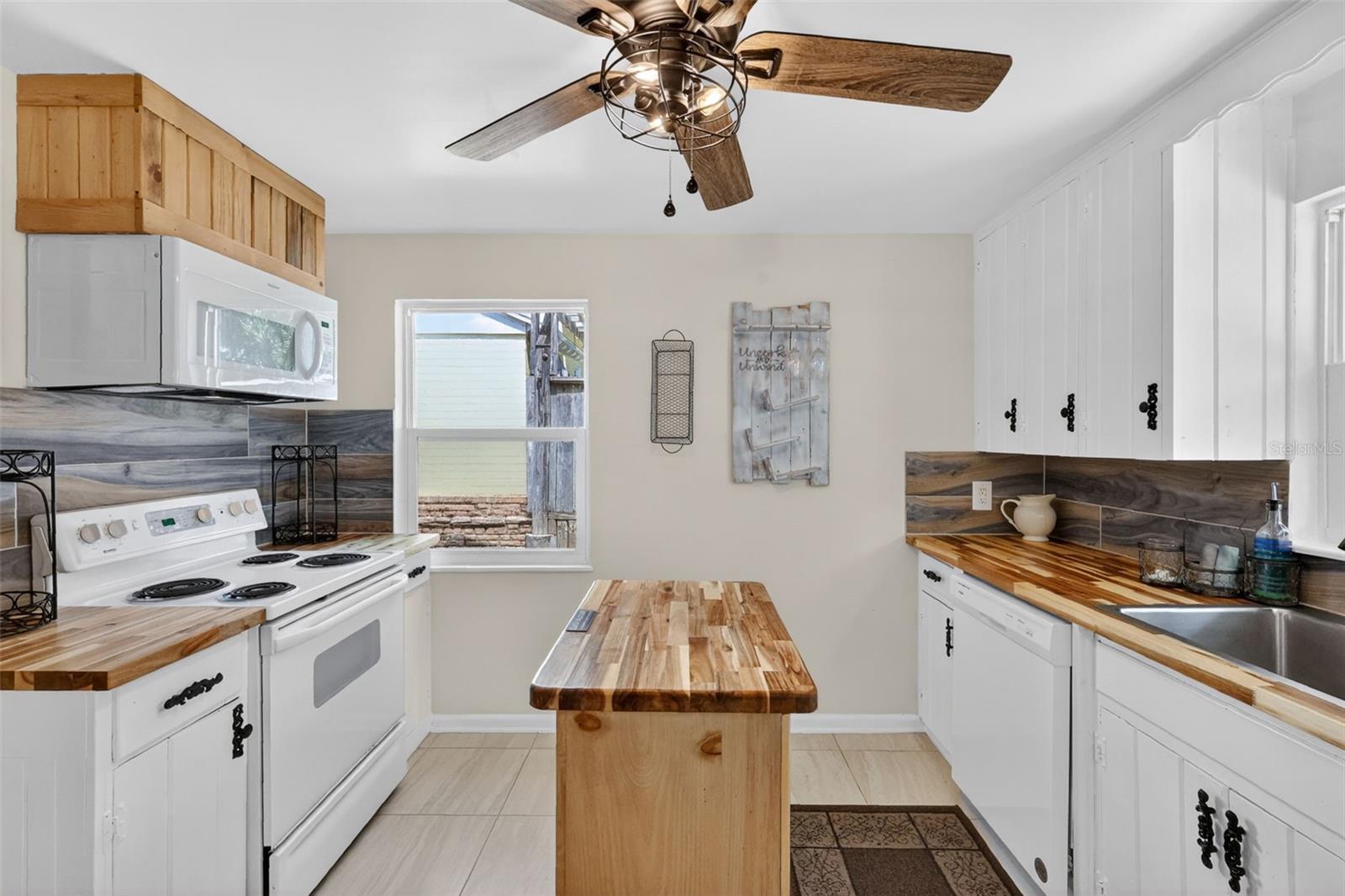 MOUNT DORA - Residential