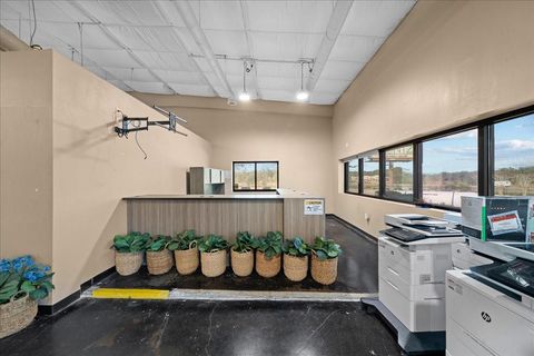 Tiny photo for 13866 S Us Highway 441 Highway, Summerfield, FL 34491 (MLS # OM716459)