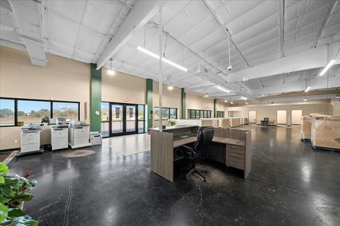 Tiny photo for 13866 S Us Highway 441 Highway, Summerfield, FL 34491 (MLS # OM716459)