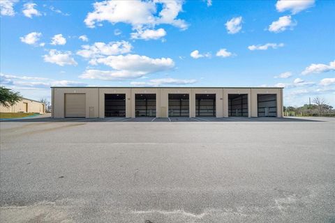 Tiny photo for 13866 S Us Highway 441 Highway, Summerfield, FL 34491 (MLS # OM716459)