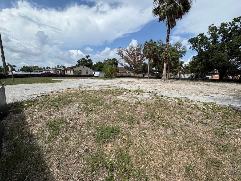 Photo of 4205 N Manhattan Avenue, Tampa, FL 33614 (MLS # TB8323396)