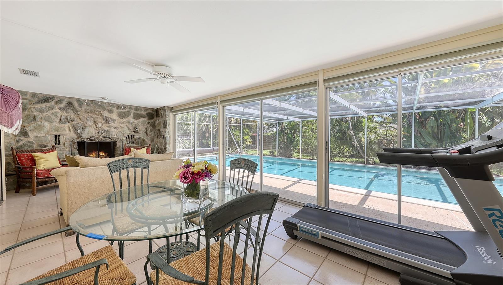 SEMINOLE PARK - Residential