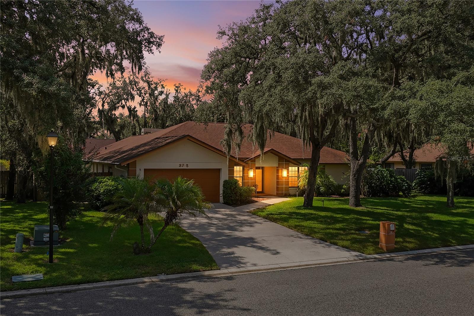 2715 LAUREL OAK DRIVE