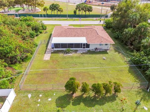 A home in PORT CHARLOTTE