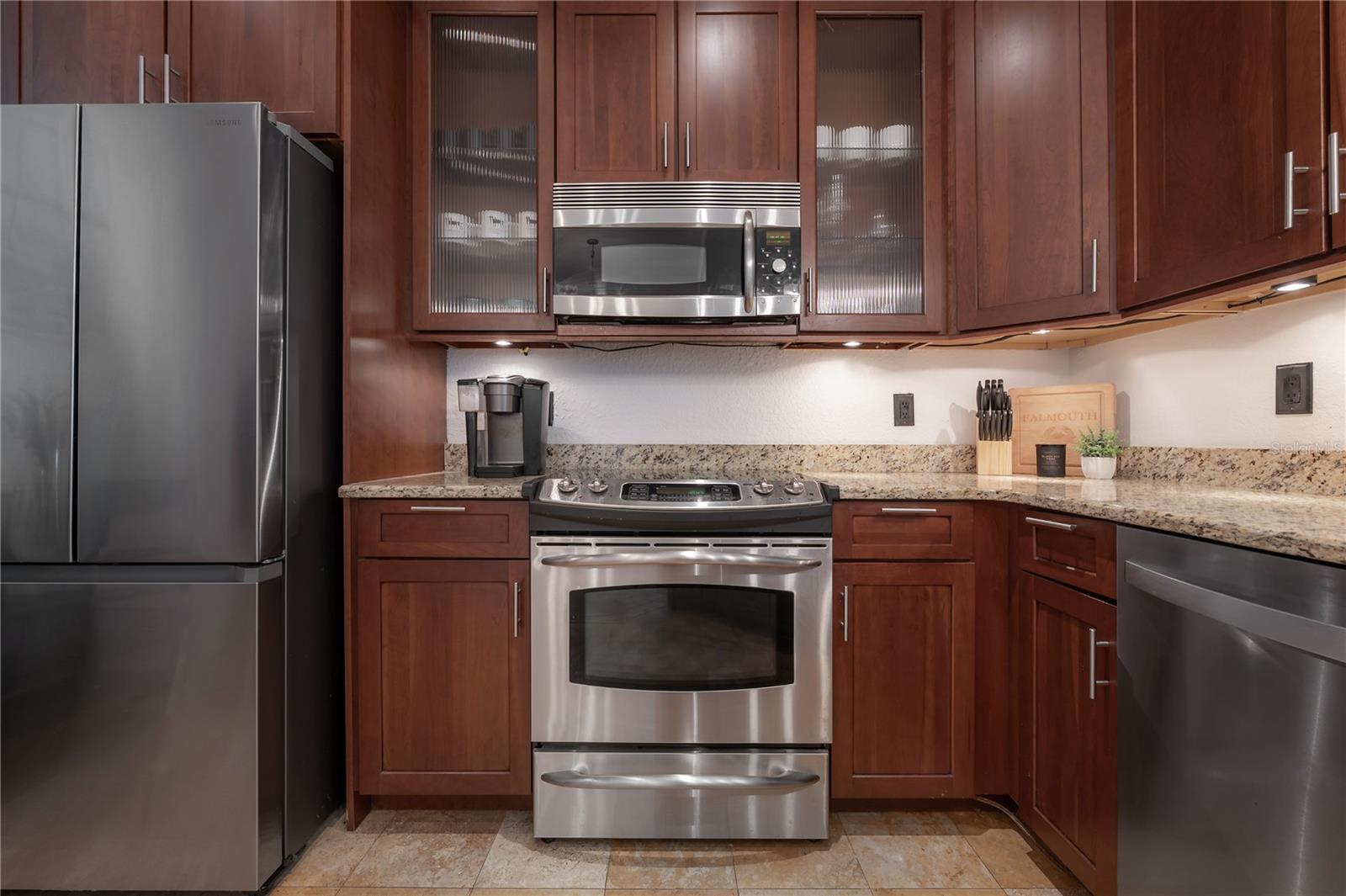 ISLAND PLACE A CONDO - Residential Lease