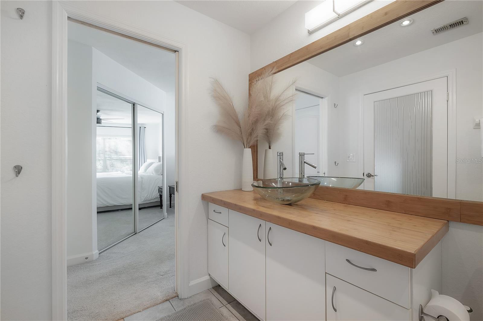 ISLAND PLACE A CONDO - Residential Lease