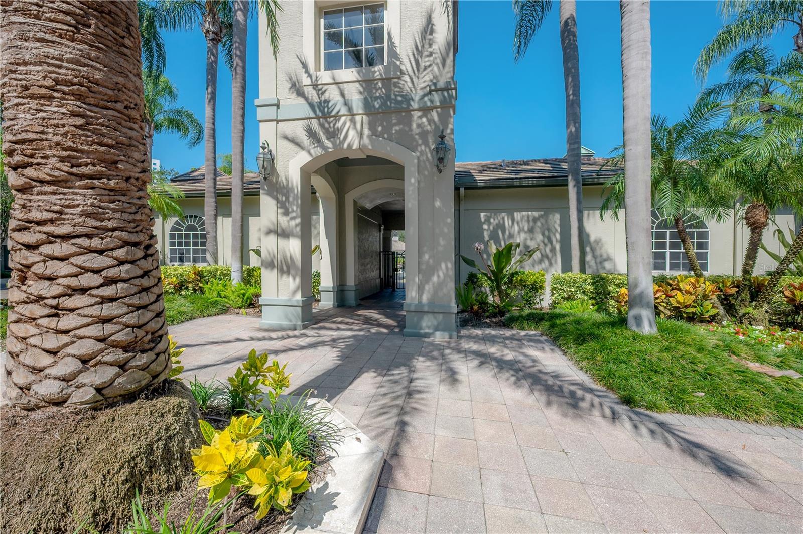 ISLAND PLACE A CONDO - Residential Lease